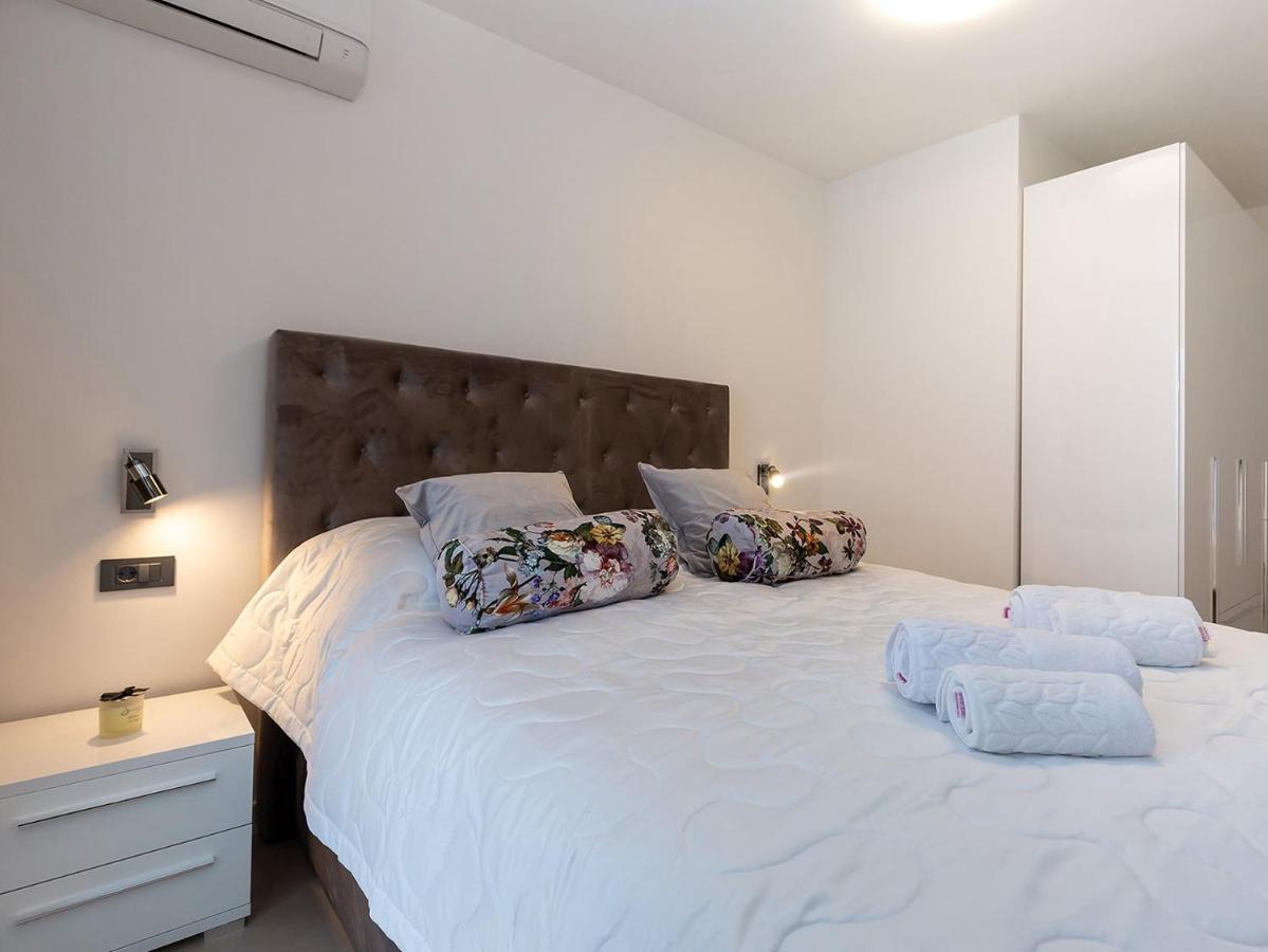 Residence Nar Пореч Экстерьер фото