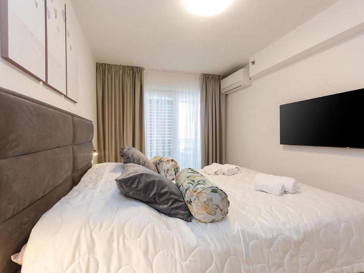 Residence Nar Пореч Экстерьер фото