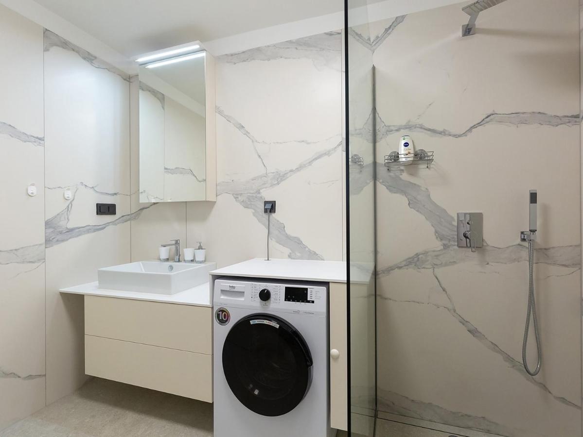 Residence Nar Пореч Экстерьер фото