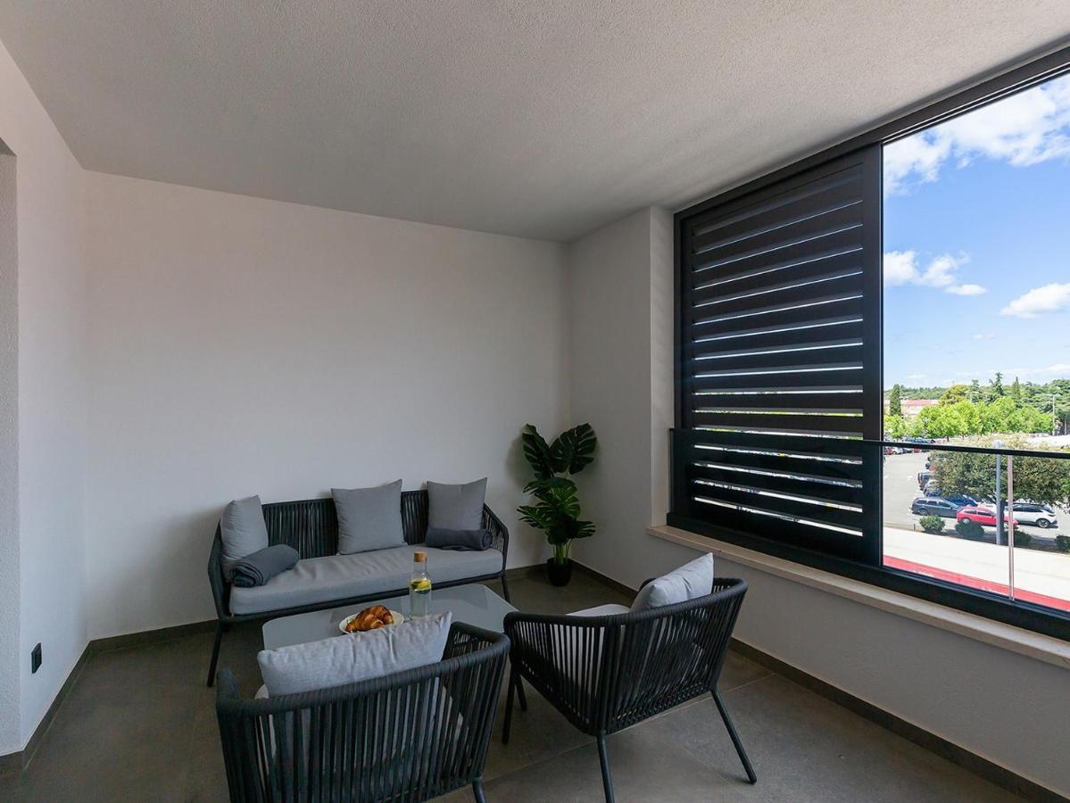 Residence Nar Пореч Экстерьер фото